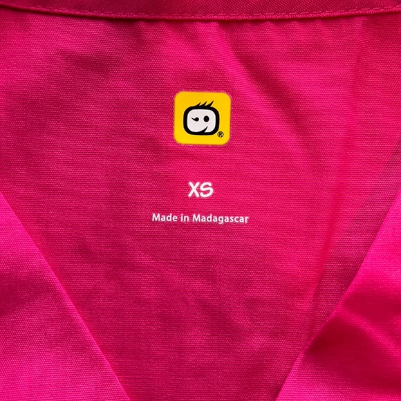 Wonder Wink Pink Scrub Top, Size XS - Picture 3 of 5